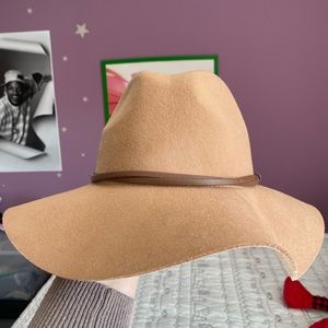 Urban Outfitters brown wool hat